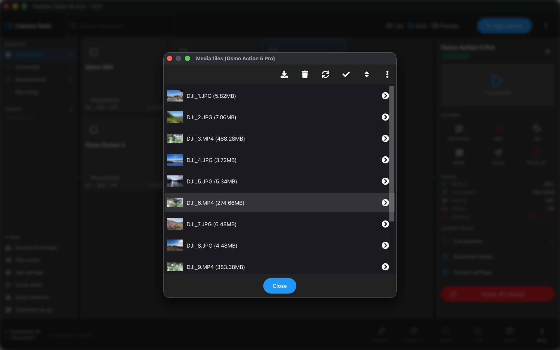 Media browser listing photos and videos on the camera with thumbnails and file sizes, ready to download or delete